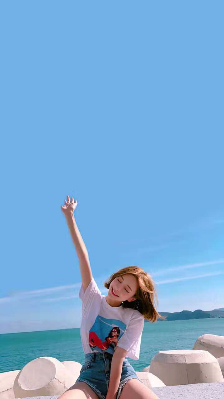 “简阳文体中心:羽毛球决赛进入白热化阶段,紧张刺激”